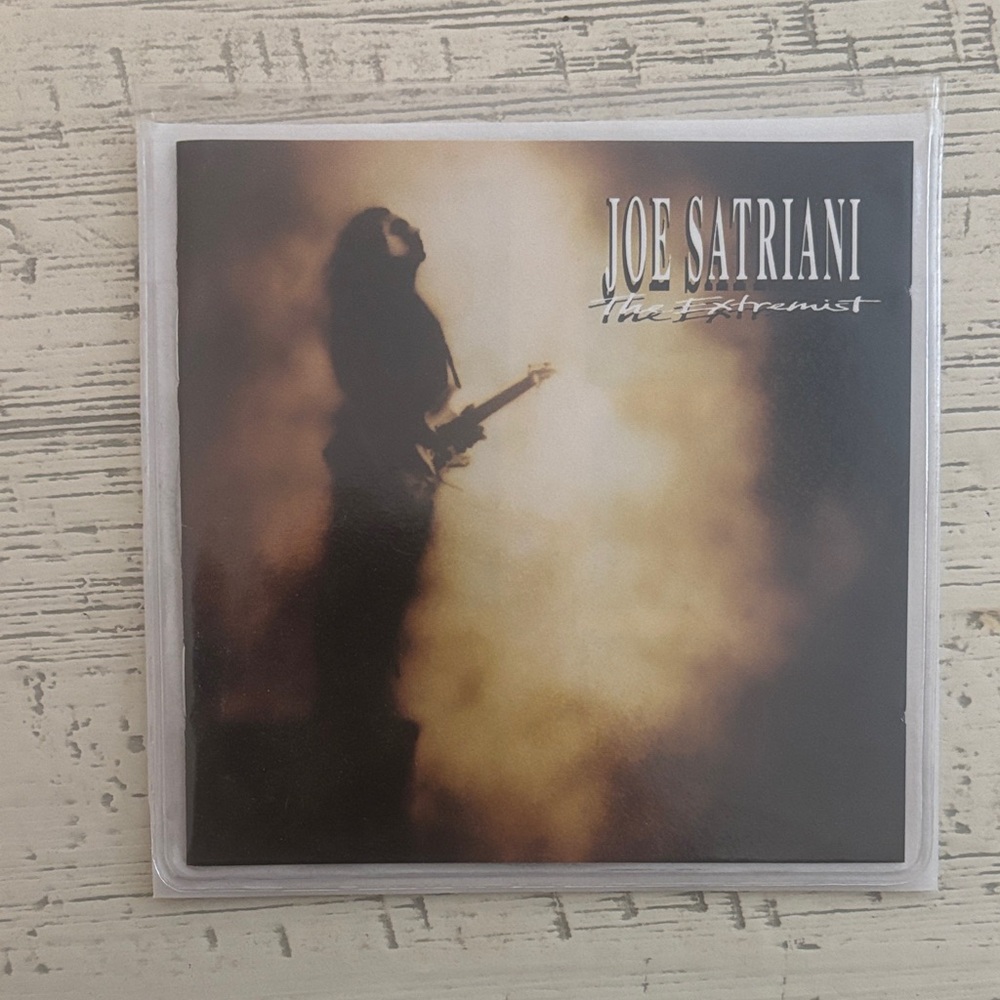 Joe Satriani - The Extremist